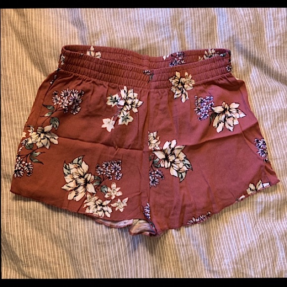 NWT Lottie Moss, Super Comfy Lightweight Salmon Pink Shorts - Picture 4 of 8